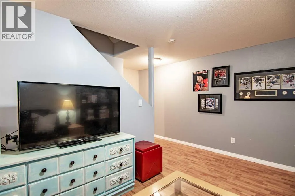 115 Sabre Road