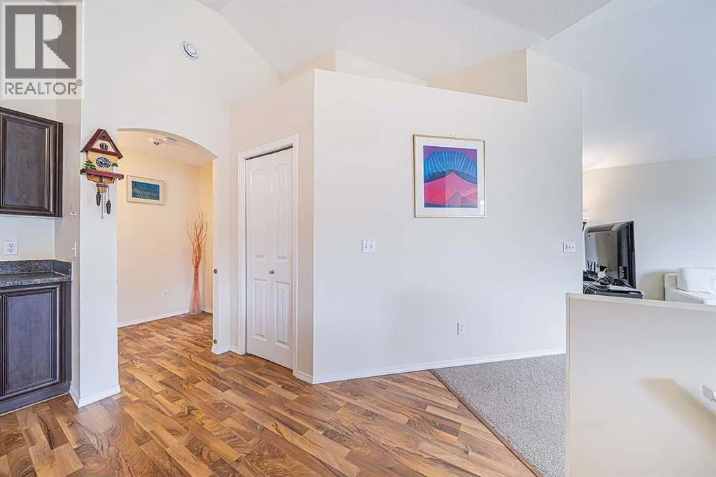 202, 31 Panatella Landing NW