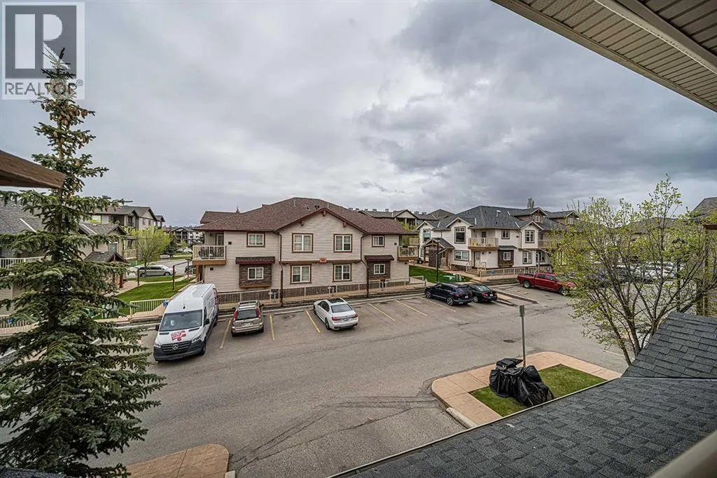 202, 31 Panatella Landing NW