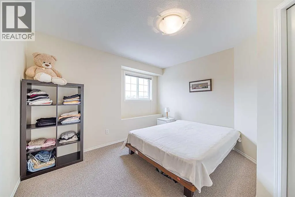 202, 31 Panatella Landing NW