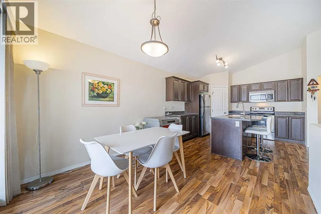202, 31 Panatella Landing NW