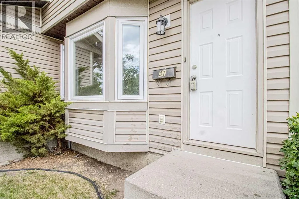 31 Falshire Terrace NE