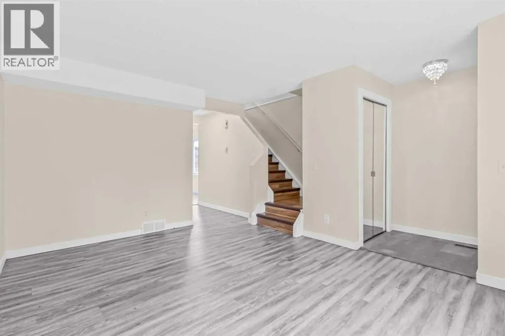 31 Falshire Terrace NE
