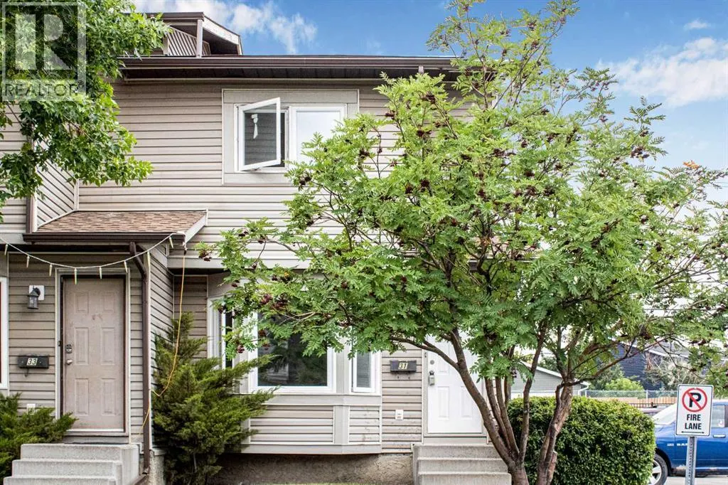 31 Falshire Terrace NE