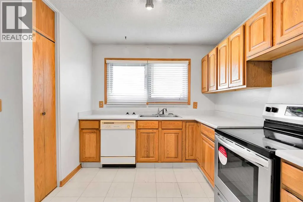 140 Maitland Road NE