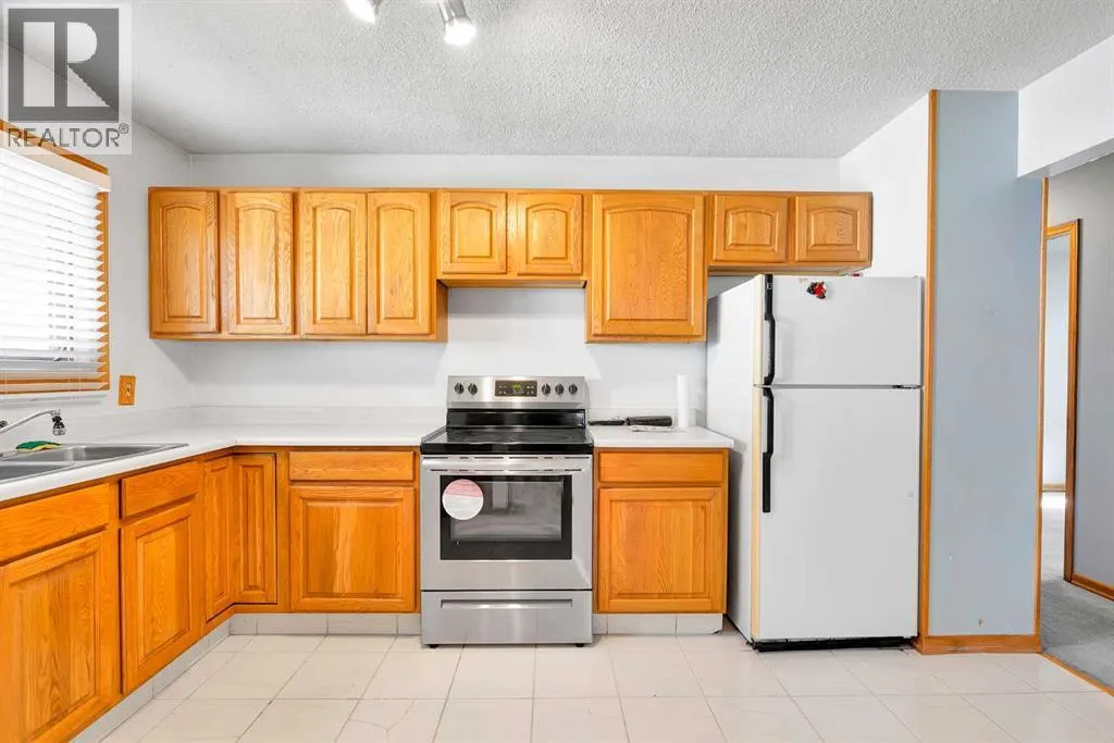 140 Maitland Road NE