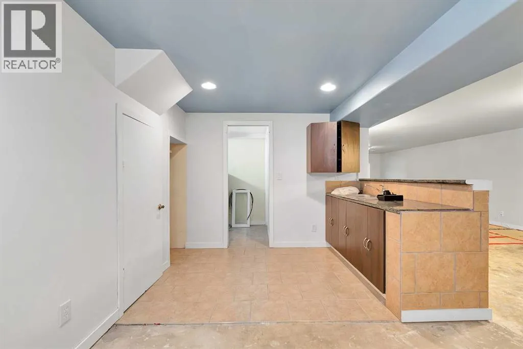 140 Maitland Road NE
