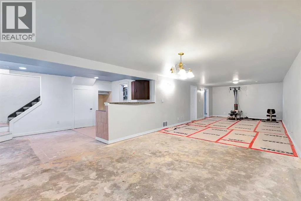 140 Maitland Road NE