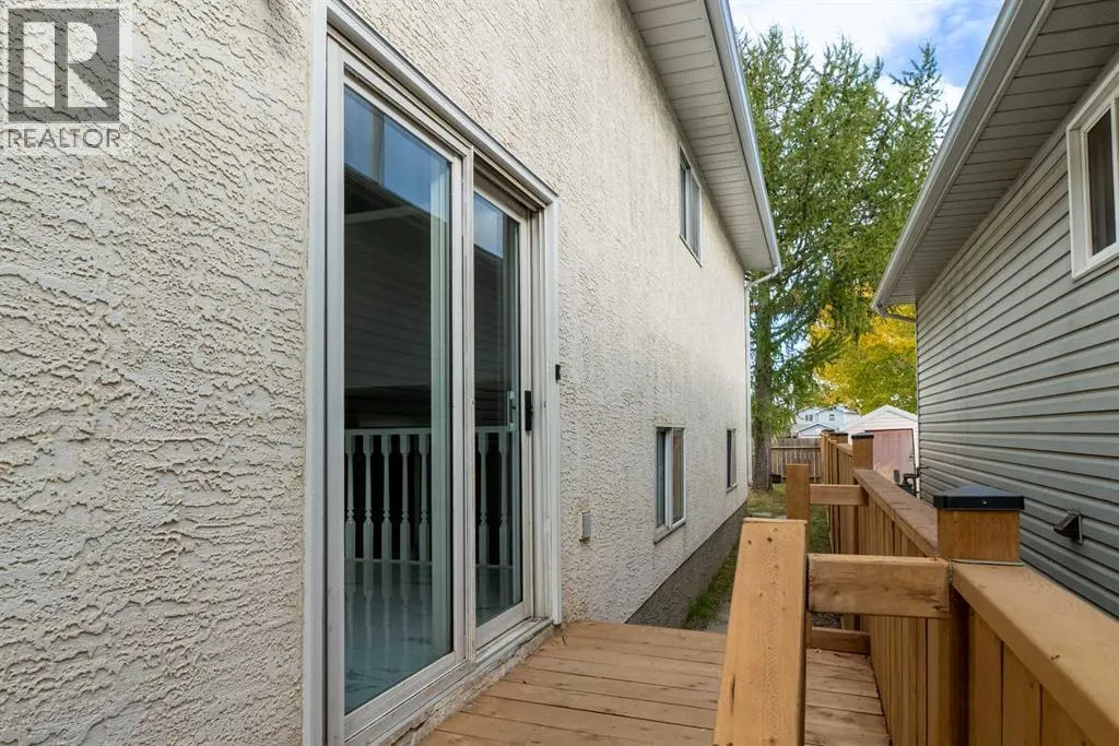 134 Laguna Circle NE