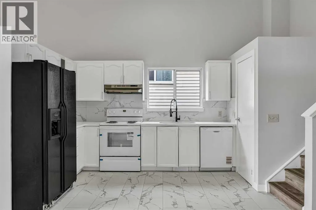 134 Laguna Circle NE