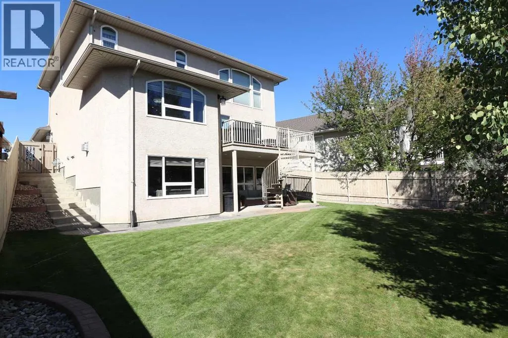 46 Fairmont Cove S