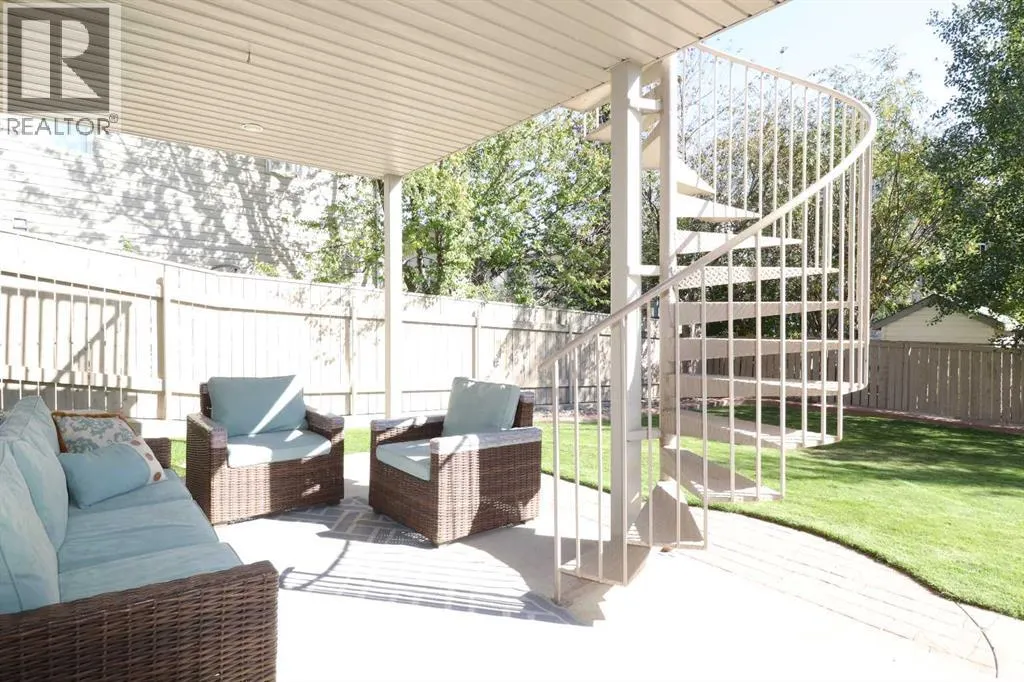 46 Fairmont Cove S