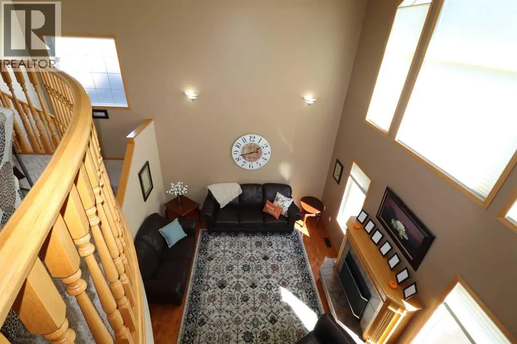 46 Fairmont Cove S
