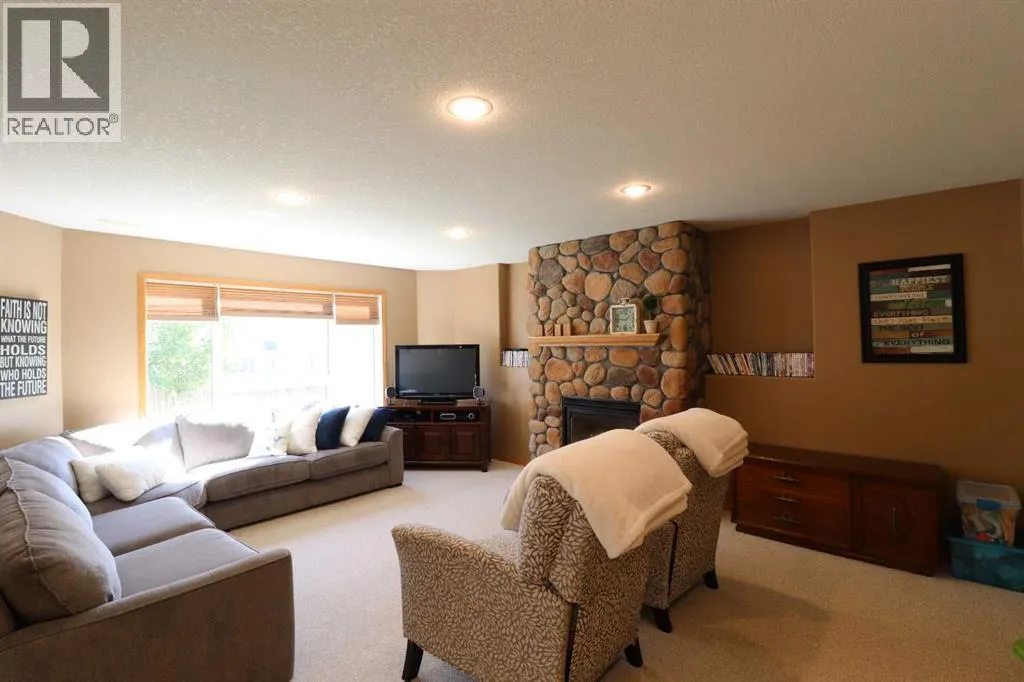 46 Fairmont Cove S