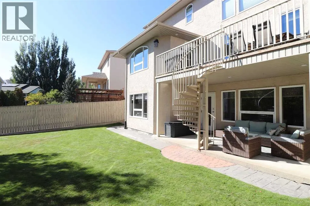 46 Fairmont Cove S