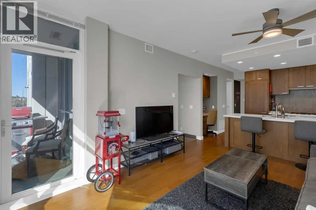 1218, 222 Riverfront Avenue SW