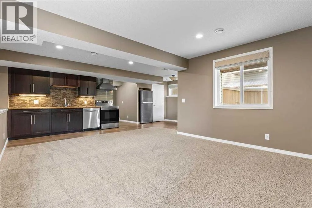 381 Kincora Glen Rise NW