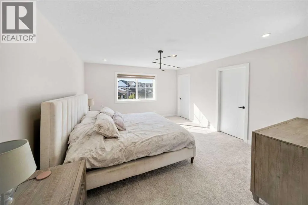 204, 201 Cooperswood Green SW