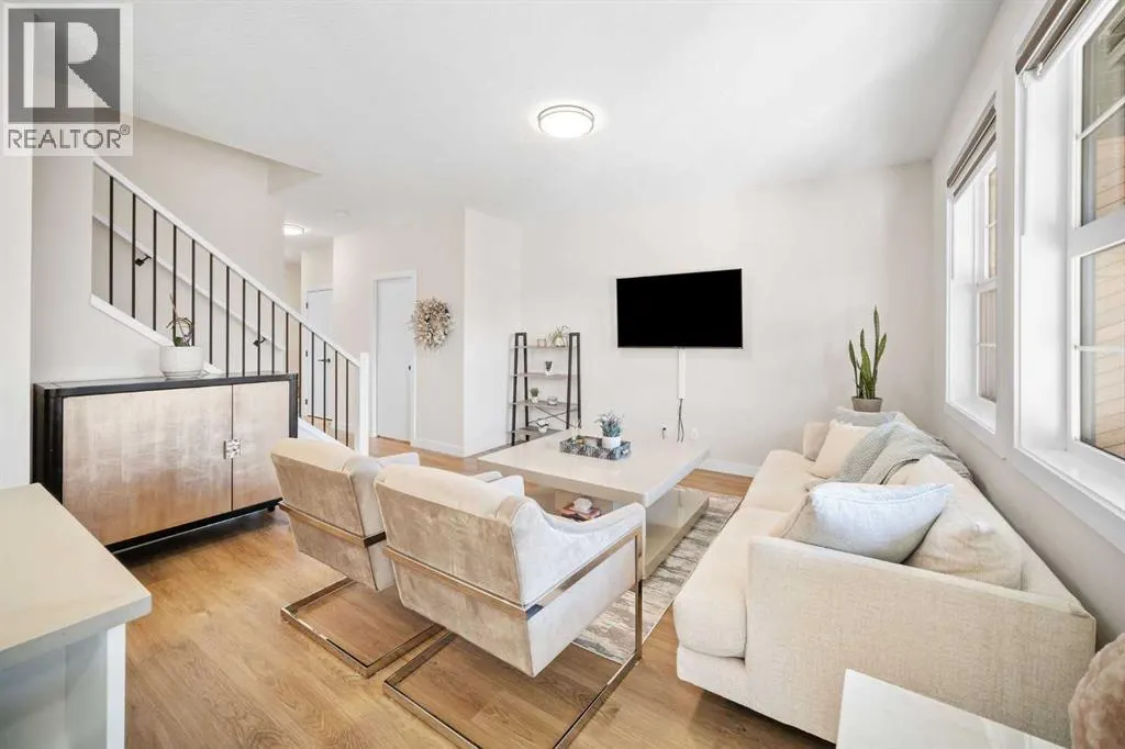204, 201 Cooperswood Green SW