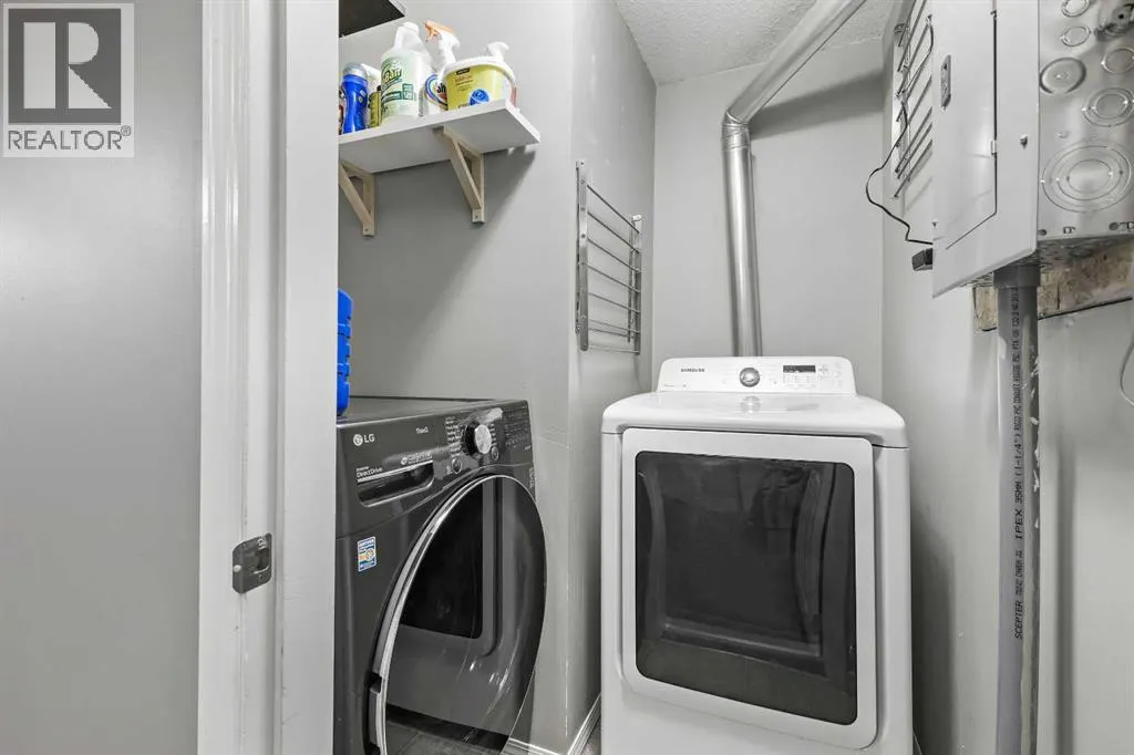 403, 703 Luxstone Square SW