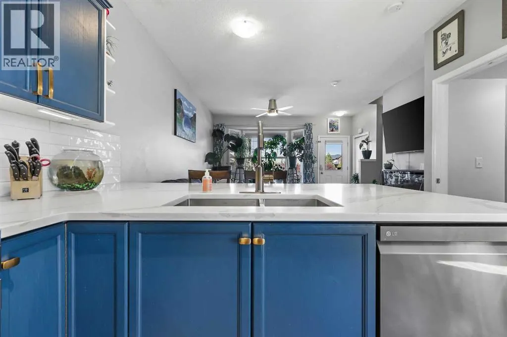 403, 703 Luxstone Square SW