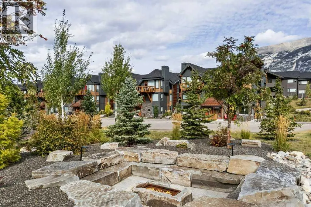 458 Stewart Creek Close
