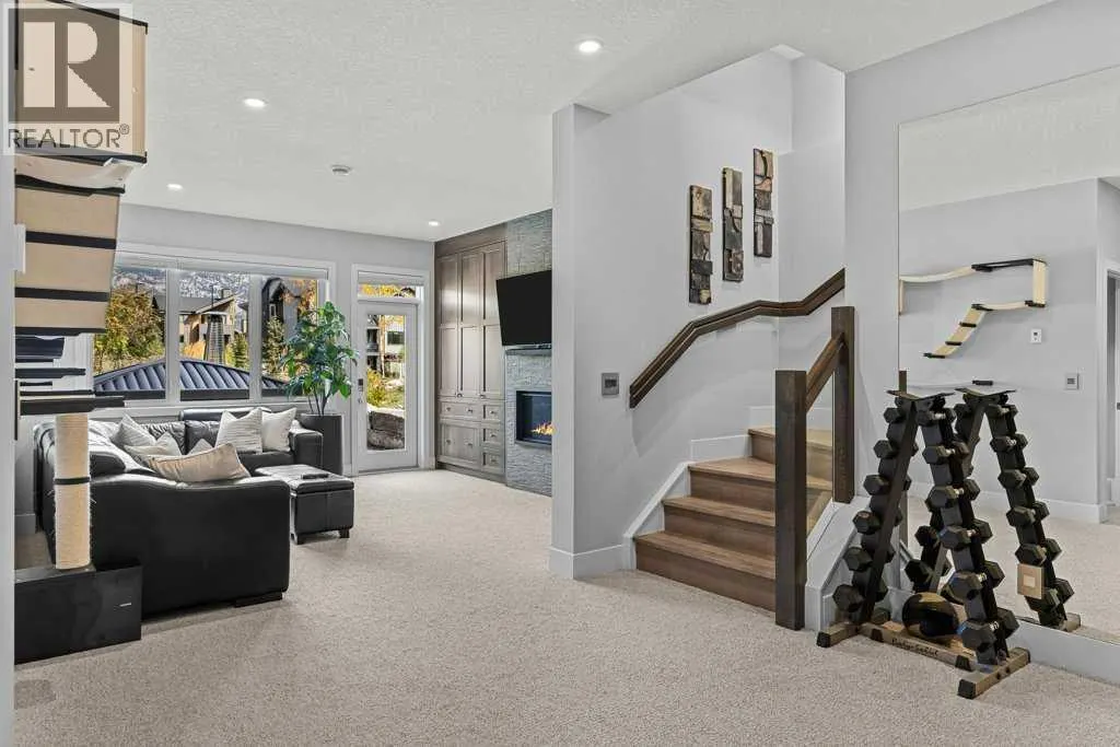 458 Stewart Creek Close