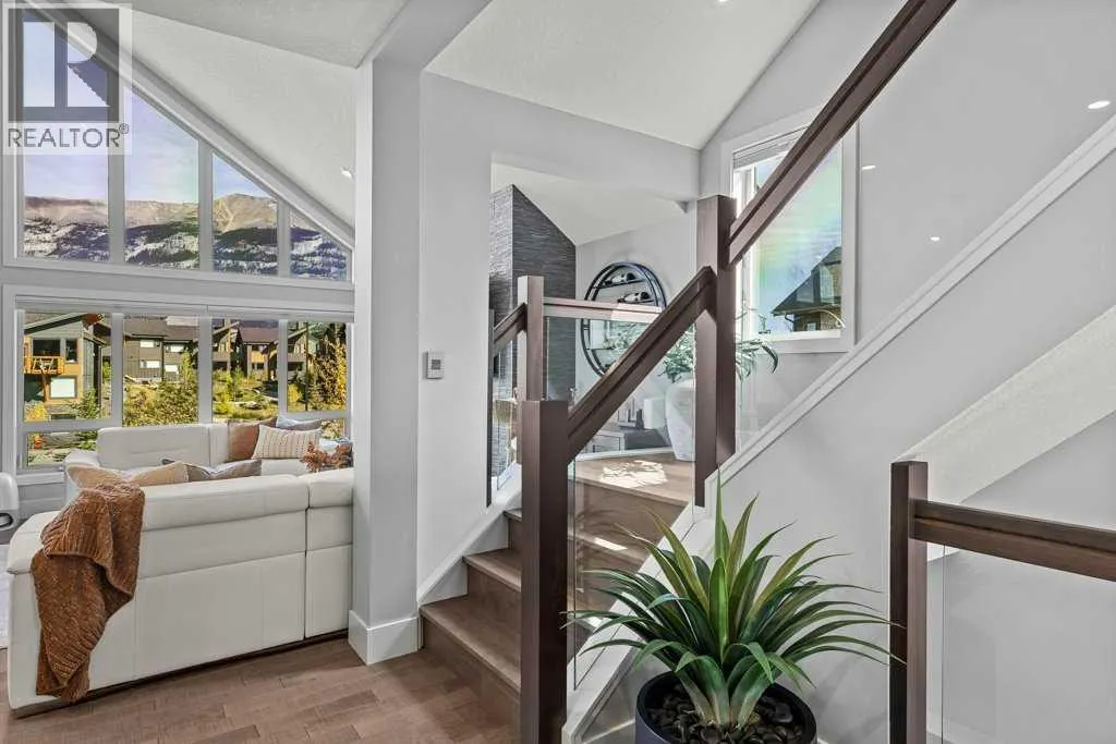 458 Stewart Creek Close