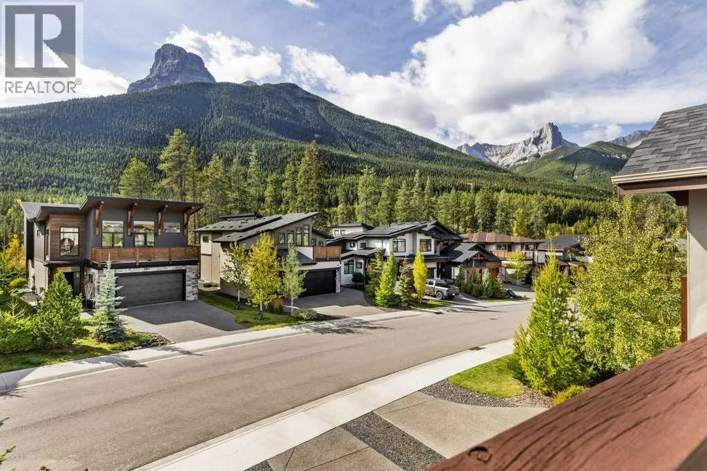 458 Stewart Creek Close