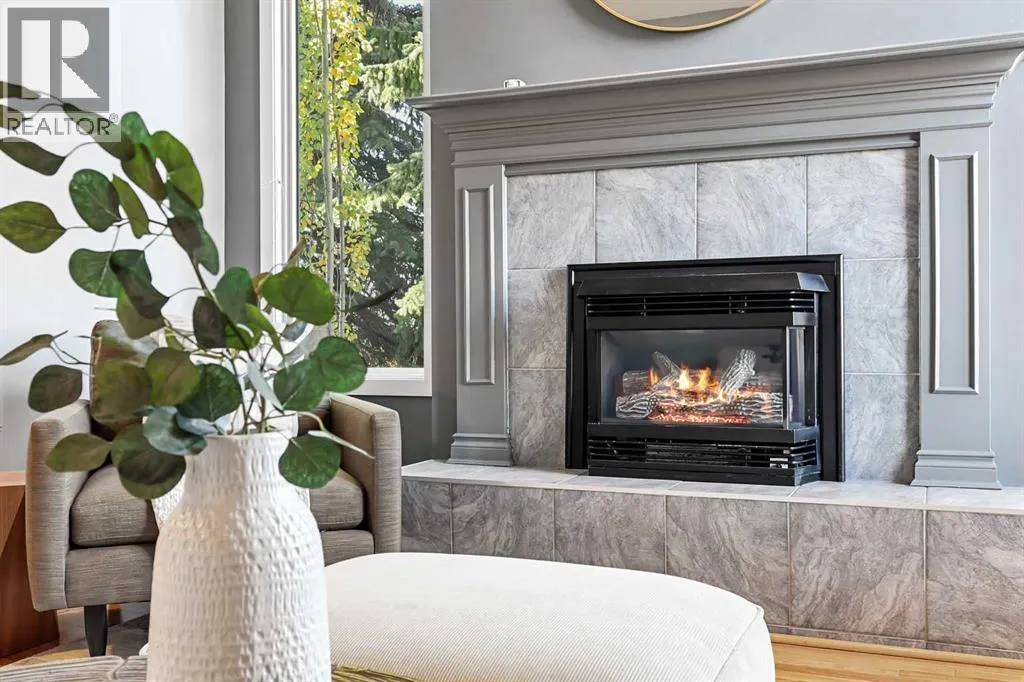 15, 5400 Dalhousie Drive NW