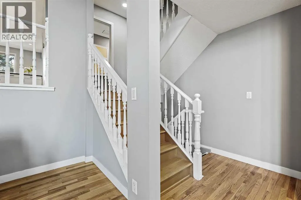 15, 5400 Dalhousie Drive NW
