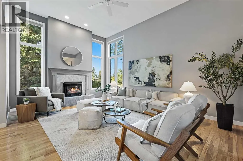 15, 5400 Dalhousie Drive NW