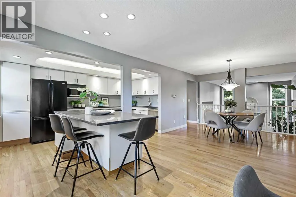 15, 5400 Dalhousie Drive NW