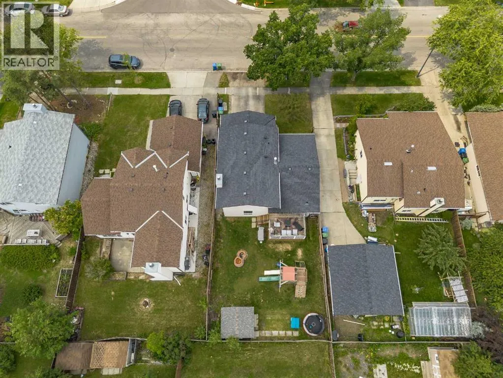 347 Whitefield Drive NE