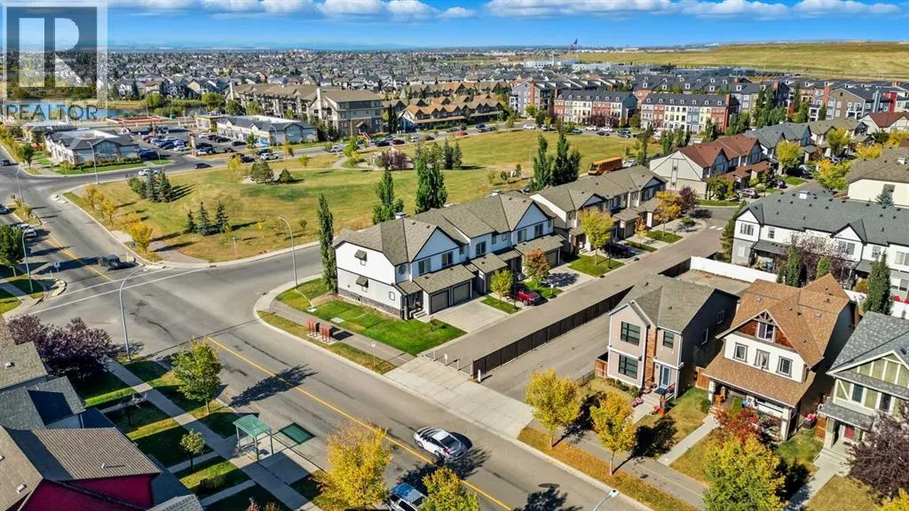 7 Copperpond Landing SE