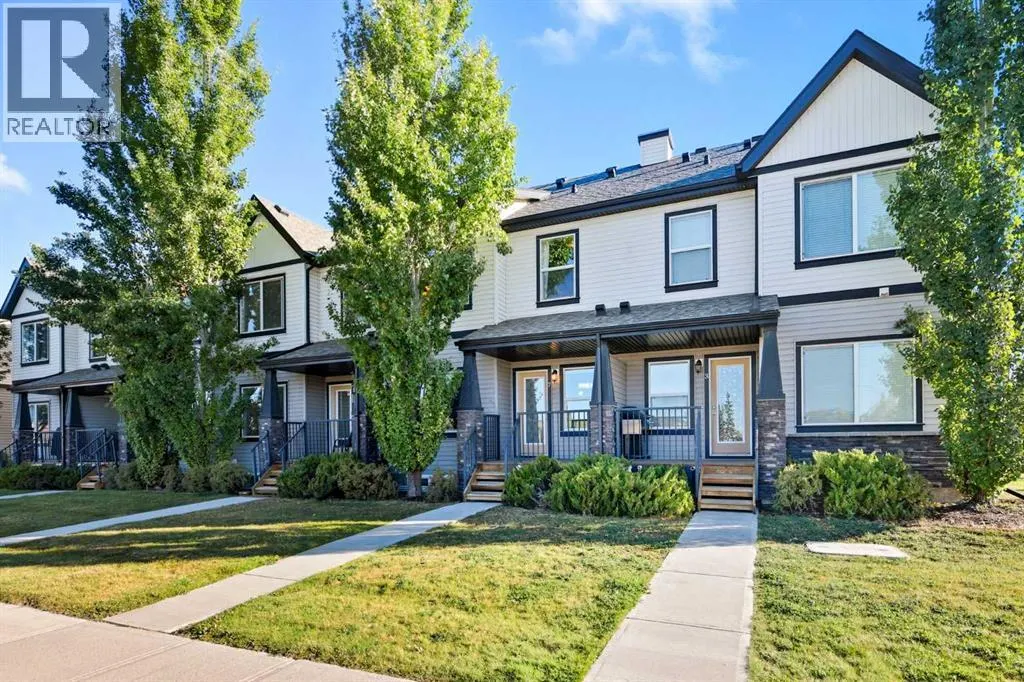 7 Copperpond Landing SE