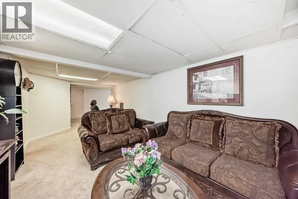 13 Brentwood Drive