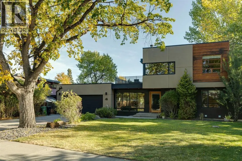 4 Spruce Bank Crescent SW