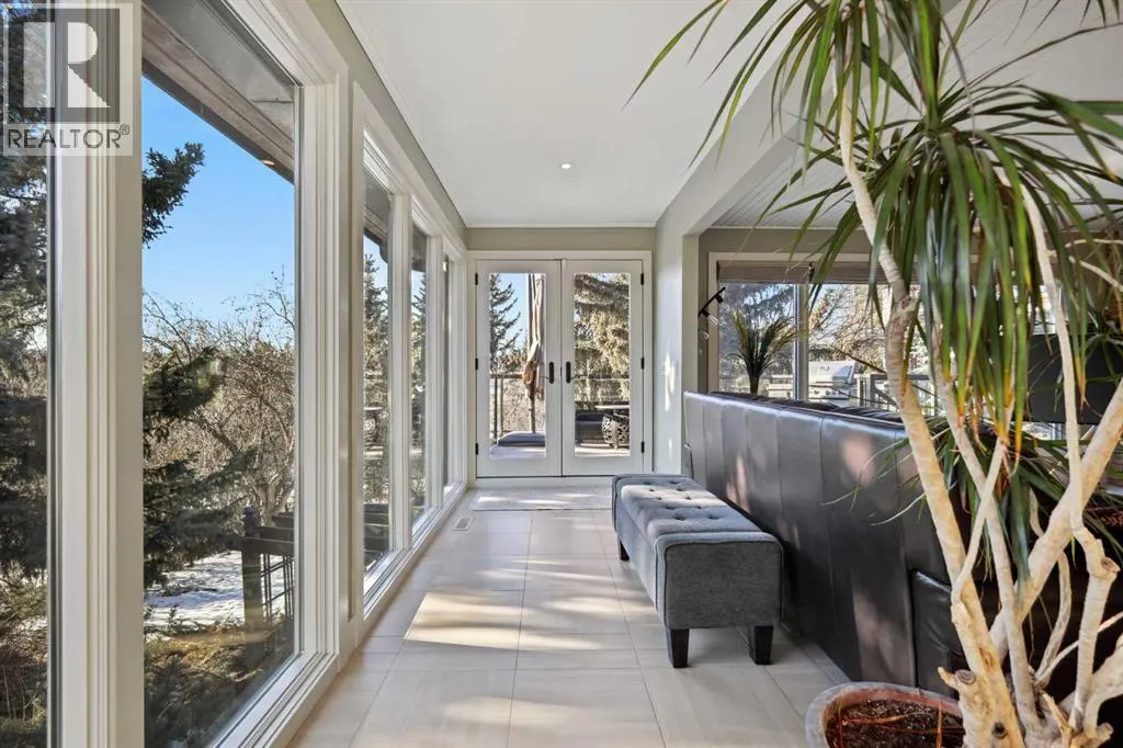 127 Varsity Estates Grove NW