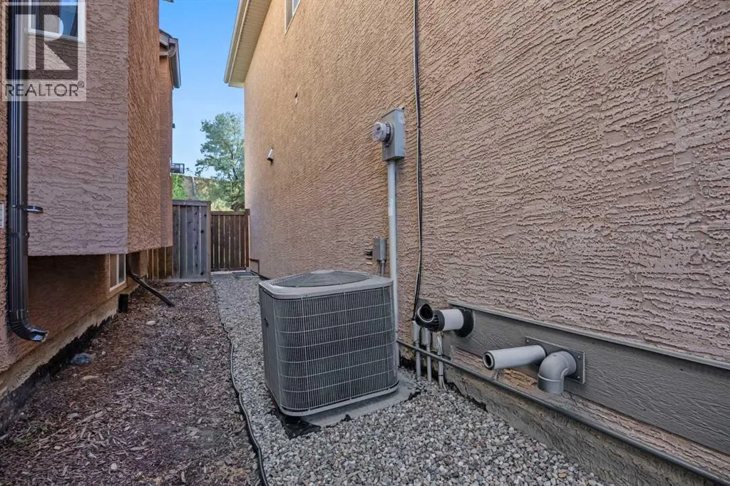 83 Aspen Stone Terrace SW