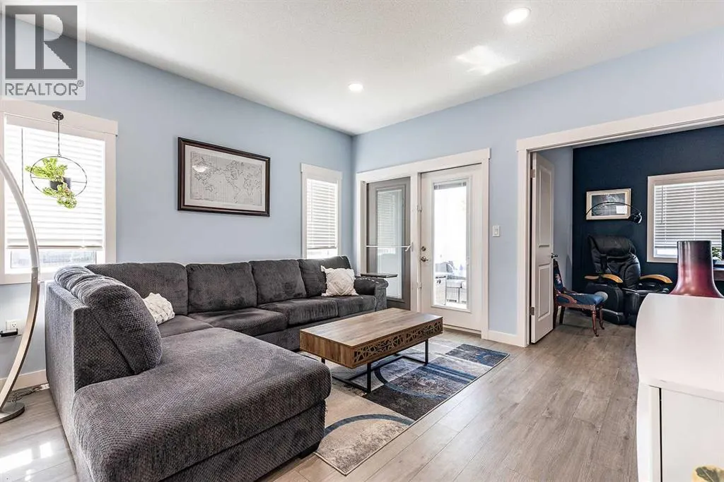 601, 401 Southlands Boulevard SE