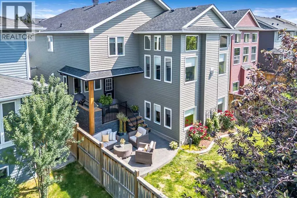 73 Evanspark Way NW