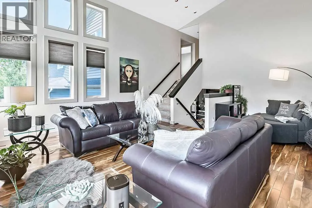 73 Evanspark Way NW