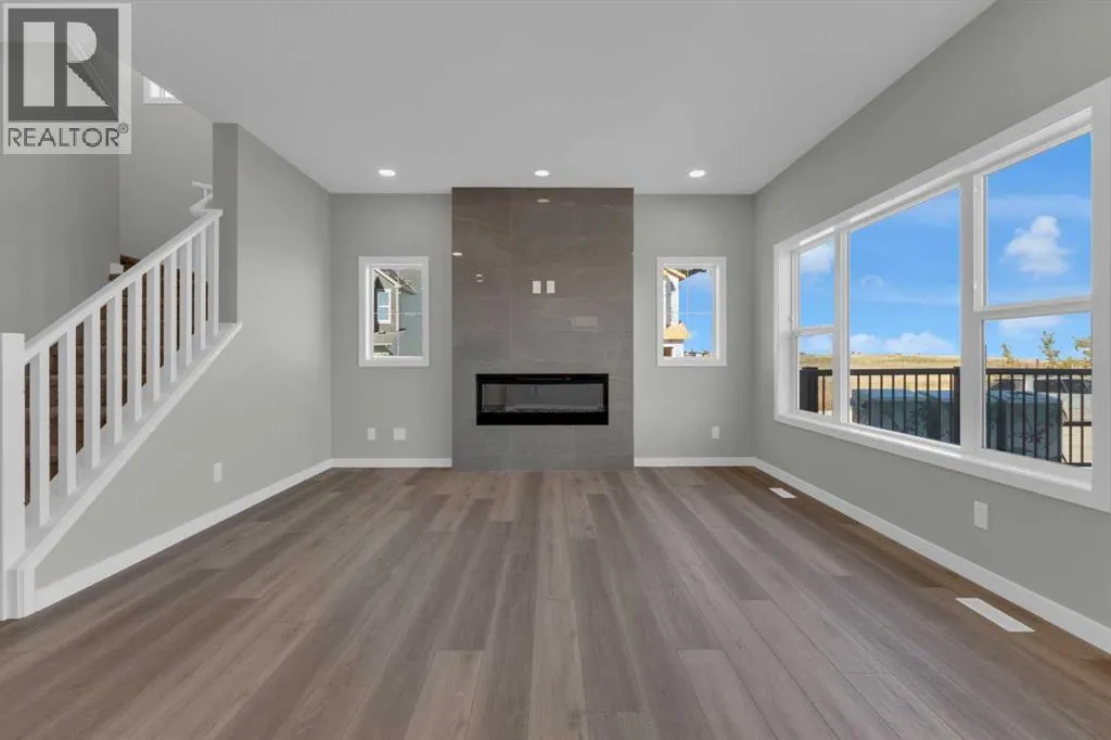 69 Silver Spruce Road SW