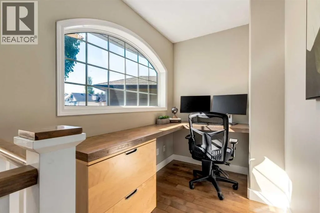 16 Hidden Valley Gardens NW