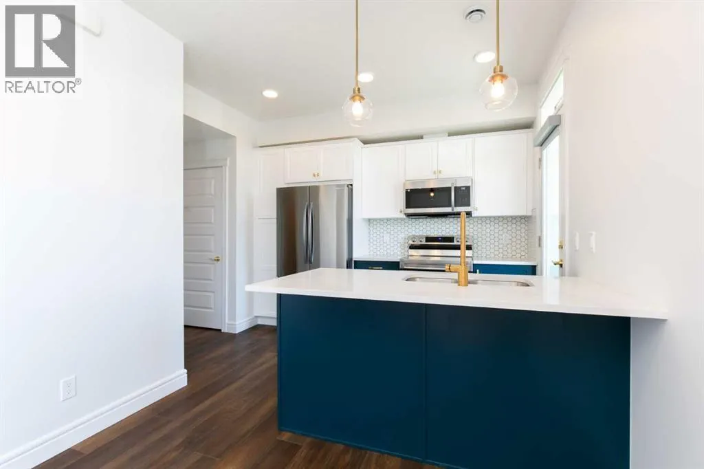 209, 414 Seton Passage SE