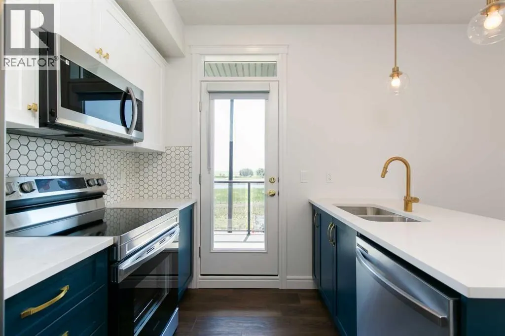 209, 414 Seton Passage SE