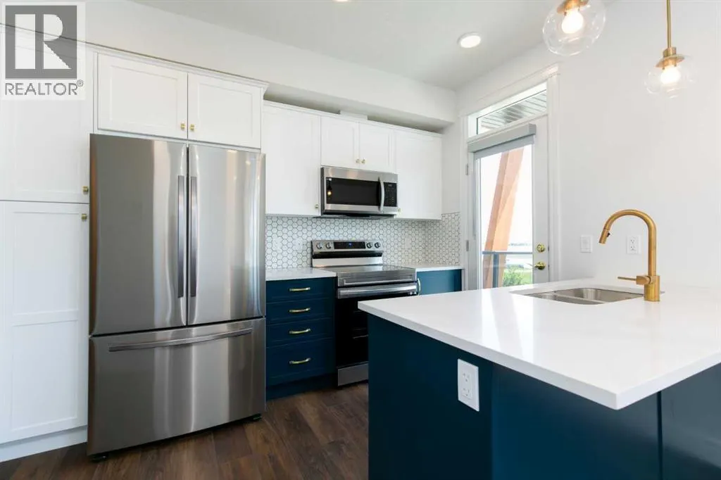 209, 414 Seton Passage SE