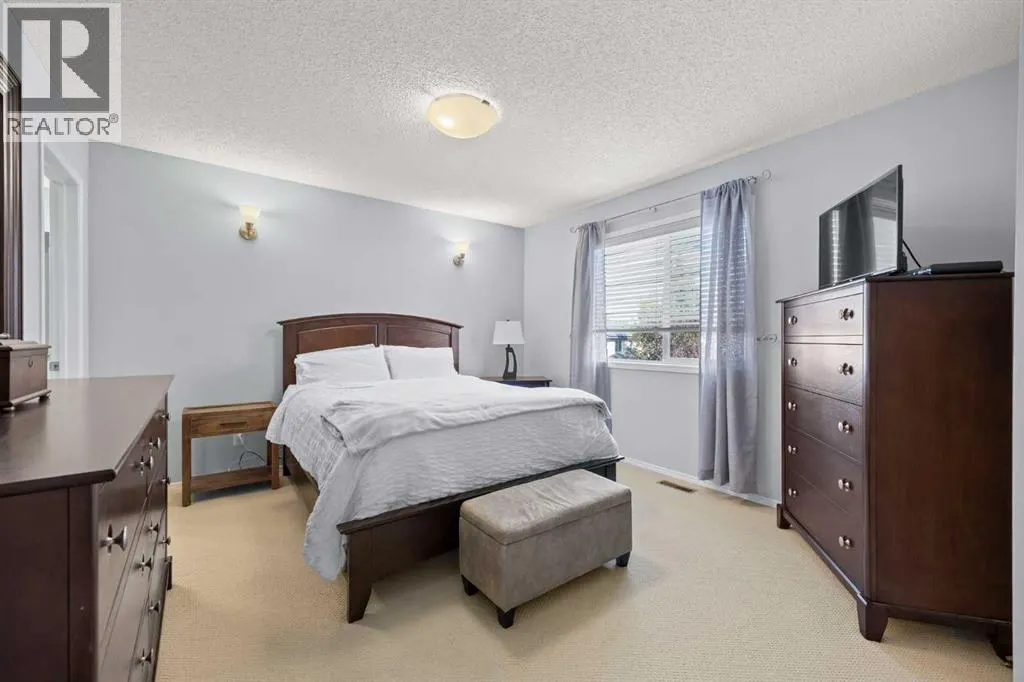 143 Cranwell Green SE