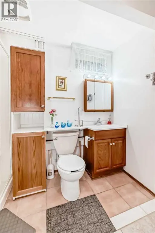 15 Whitewood Bay NE